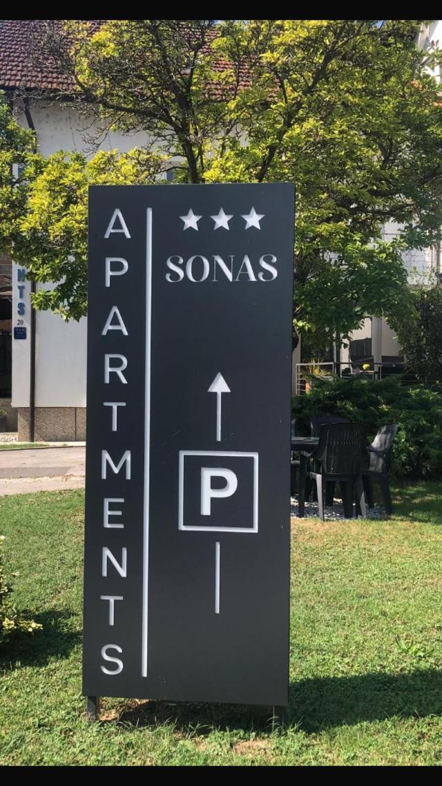 卡尔洛瓦茨Apartman Sonas With Free Private Parking公寓 外观 照片